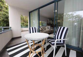 123 Landmark allows 18 year olds to book a room