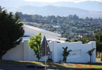 60 ABELIA allows 18 year olds to book a room