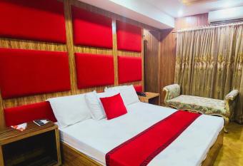 Sapphire Inn Motel Lahore has Balcony rooms