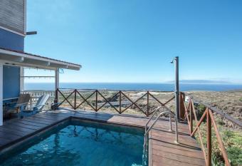 La Casita allows 18 year olds to book a room