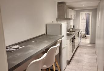 Im Herzen der Stadt allows 18 year olds to book a room