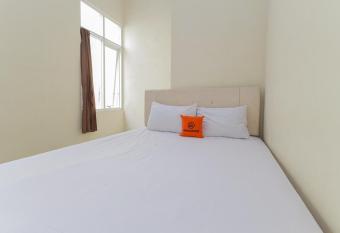 KoolKost Syariah near ITN Kampus 2 allows 18 year olds to book a room