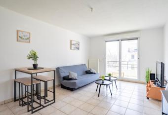 Le Z  nith - GOLDEN TREE - Parking priv   & WIFI - 5 min Z  nith de Strasbourg has Balcony rooms