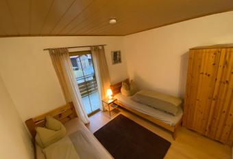 Neubauernhof has Balcony rooms