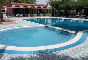 Tahnaout Multiservices allows 18 year olds to book a room