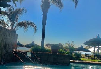 Damview Holiday Home has Balcony rooms