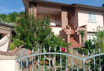 B&B le Villette Predappio has Balcony rooms