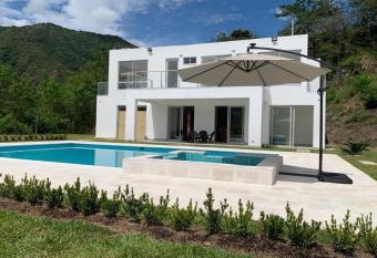 Finca Carmessie Con Hermosas Vistas has Balcony rooms