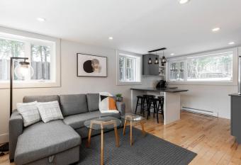 Complexe LIVTremblant by Gestion ELITE - LIV3 allows 18 year olds to book a room