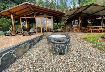 caba  a ecologica allows 18 year olds to book a room