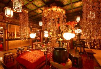                            -Koyasan Shukubo Fumonin- allows 18 year olds to book a room