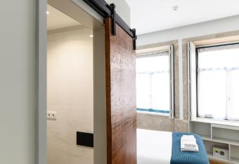 Maria da S   Historic House allows 18 year olds to book a room