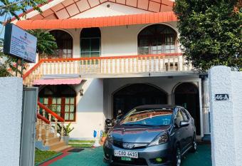 Swan Villa has Balcony rooms