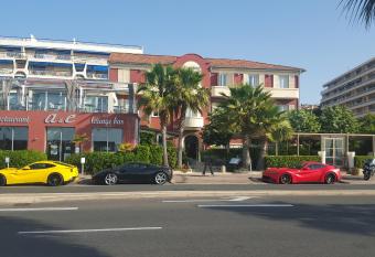 Hotel Royalmar has Balcony rooms