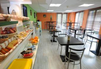 Mister Bed Lomme allows 18 year olds to book a room