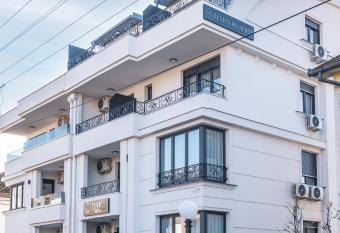 Daisy resort has Balcony rooms