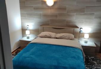 G M 5 ROOMS KENTRO in the heart of the city has Balcony rooms