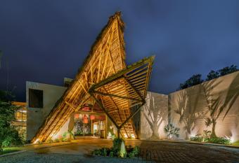 Xkan Hotel Boutique - Adults Only allows 18 year olds to book a room