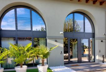 Nuovo B&B WhyNot? a Vicenza allows 18 year olds to book a room