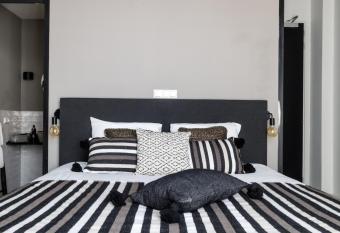 KASerne Boutique Hotel allows 18 year olds to book a room