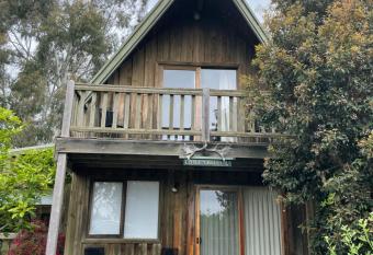 Little Chalet Daylesford allows 18 year olds to book a room