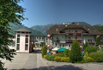 Hotel Flattacher Hof has Balcony rooms