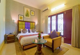 The Byke Puja Samudra has Balcony rooms