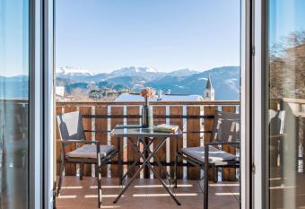 Beckenbinder Apartement Schlern has Balcony rooms