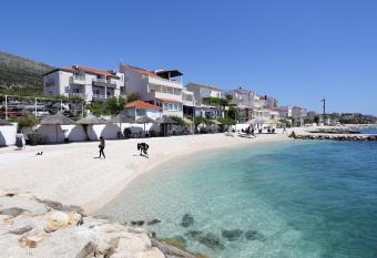 villa mario2 has Balcony rooms