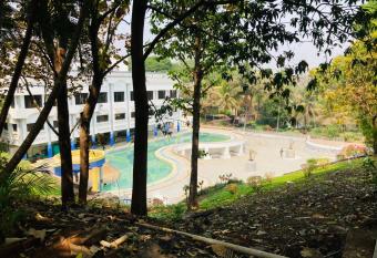 U Rivergate Karjat has Balcony rooms