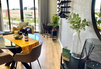 5 Star Elegant Apartments, Ellipse Waterfall City, Midrand has Balcony rooms