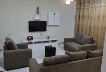 La Casa Maite - Stunning Studio Apartment has Balcony rooms