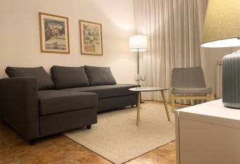 Maison Claudio has Balcony rooms