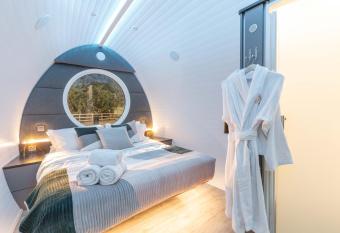 The Secret Hideaway allows 18 year olds to book a room