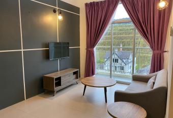 Duplex 3 bedroom Apartment By DreamScape has Balcony rooms