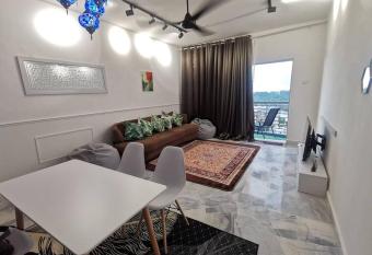 Entire Condo PD Marina View Villa 2-Bedroom has Balcony rooms