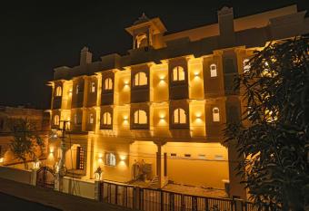 VASANT VILAS  A Heritage Stay  has Balcony rooms
