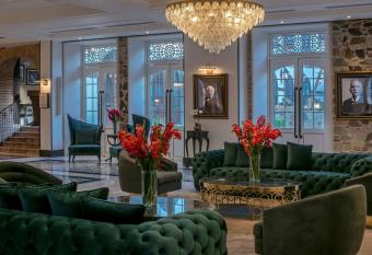 Hotel La Compania, In The Unbound Collection By Hyatt allows 18 year olds to book a room