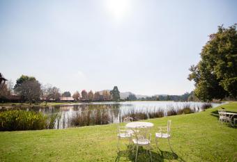 Critchley Hackle has Balcony rooms