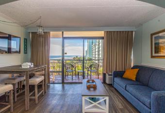 Oversized Ocean View Queen Suite with Beautiful Fireplace and Accents - Sleeps 4 Guests! allows 18 year olds to book a room