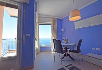 Blue sky has Balcony rooms