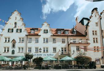 Brauereigasthof zum Kuchlbauer has Balcony rooms