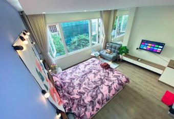 May - Street view 03-3 allows 18 year olds to book a room