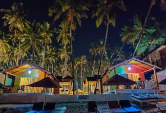 Next ta Sea has Balcony rooms