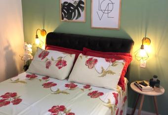 Apartamento Centro Hist  rico de Petr  polis 200Mbps de internet allows 18 year olds to book a room