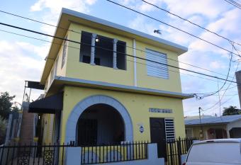 Del Valle Central Casa near Trendy Calle Loiza- one bedroom with queen has Balcony rooms