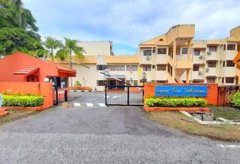 Tanjung Biru Condominium Blue Lagoon Port Dickson has Balcony rooms