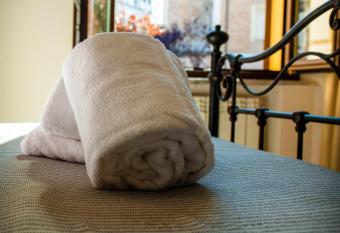 IL PALAZZO - Luxury Home & Event has Balcony rooms