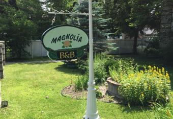 Magnolia B&B has Balcony rooms