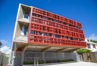 Dream Inn PR has Balcony rooms